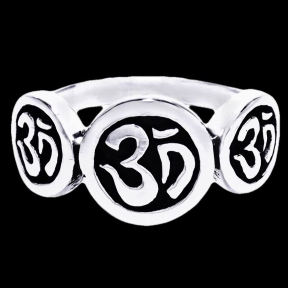 NWOT Om Triple OM Ring Sterling Silver 925 6.34